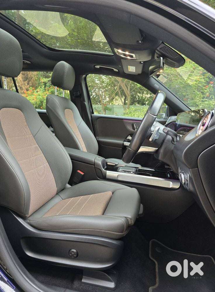 Mercedes-benz Eqb 300 4matic, 2023, Electric