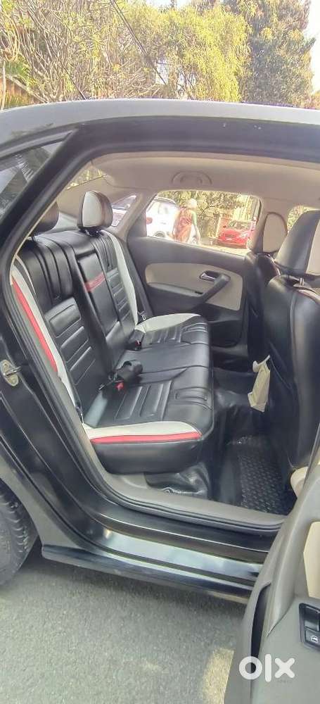 Volkswagen Vento 2010-2013 Petrol Highline, 2010, Petrol