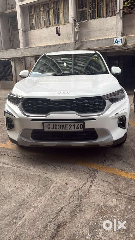 Kia Sonet Petrol 2021