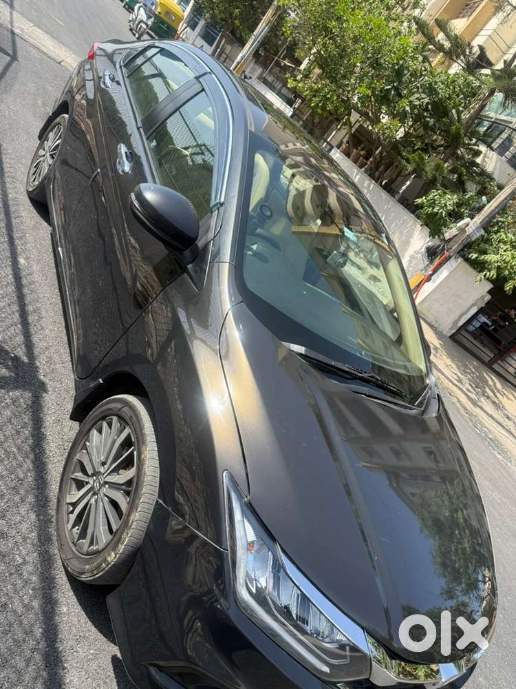Honda City Petrol 2018 VX sunroof