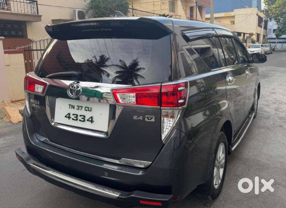Toyota Innova Crysta 2.4 V, 2017, Diesel