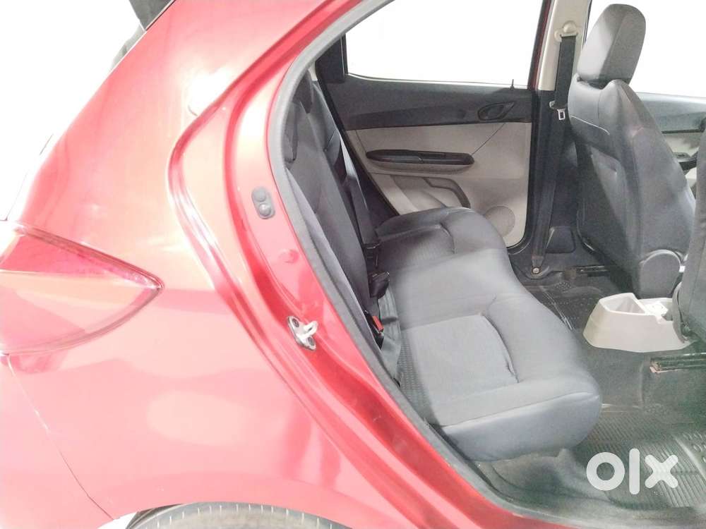 Tata Tiago 1.2 Revotron Xm, 2019, Petrol
