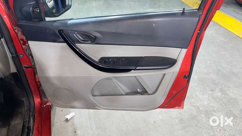 Tata Tiago 1.2 Revotron Xt, 2019, Petrol
