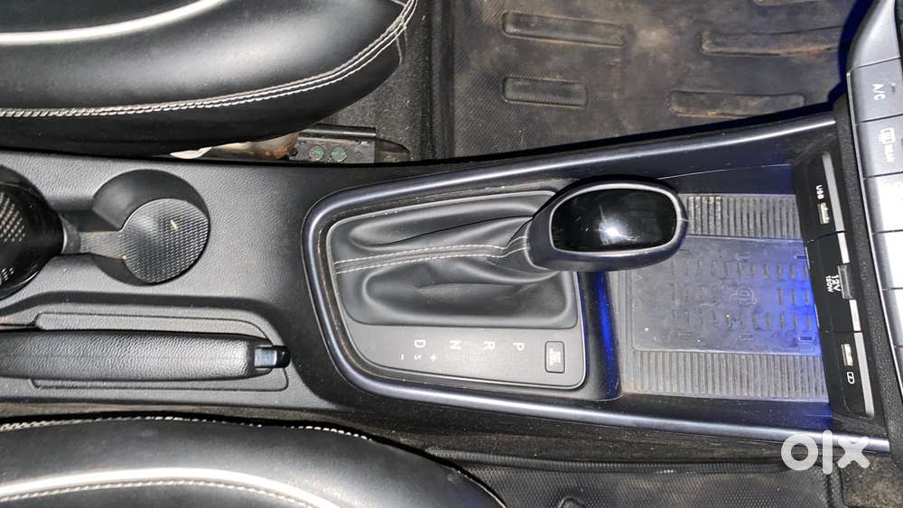 Hyundai New I20 1.2 Asta (o) Ivt, 2023, Petrol