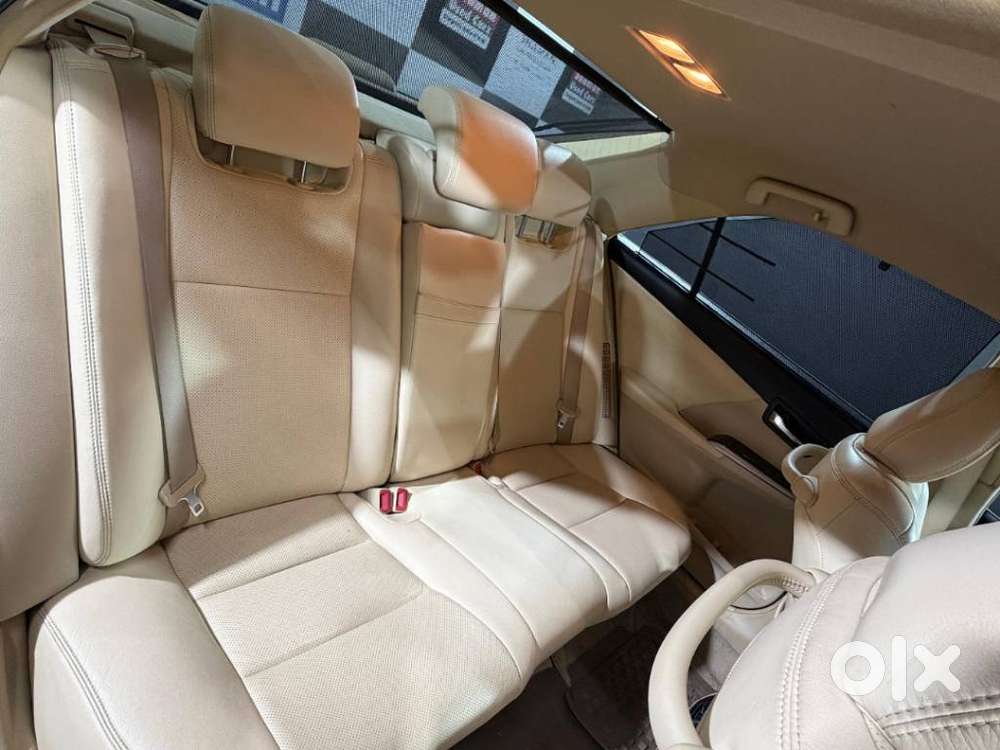 Toyota Camry Hybrid, 2016, Petrol
