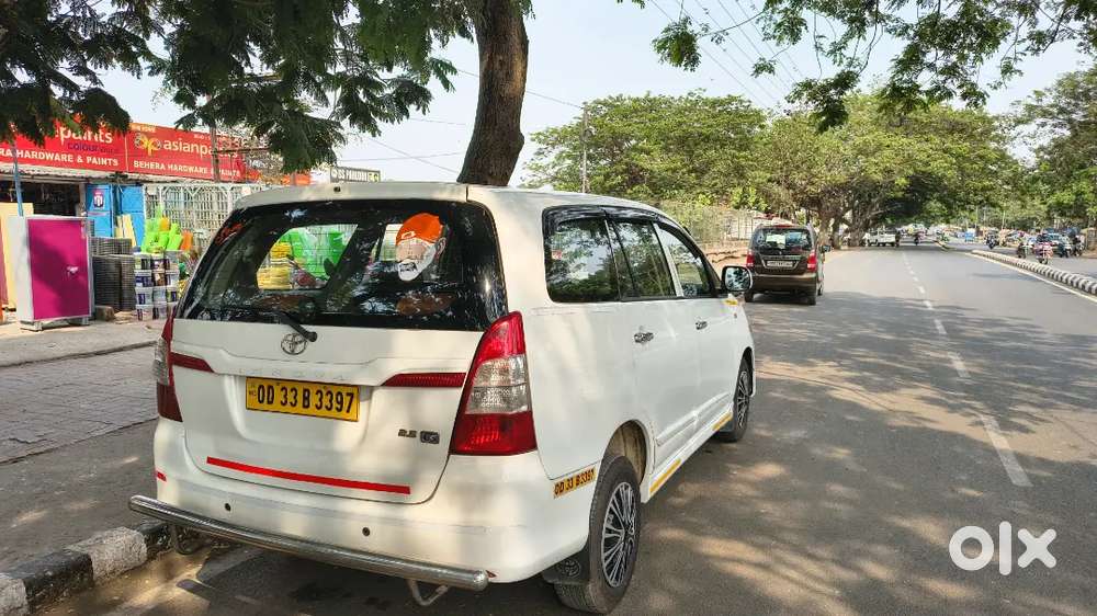 Toyota Innova 2015 Diesel 176000 Km Driven