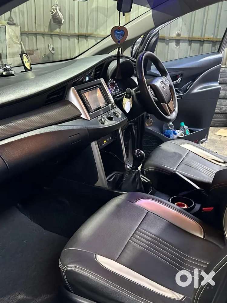 Toyota Innova Crysta 2017 Diesel 117000 Km Driven
