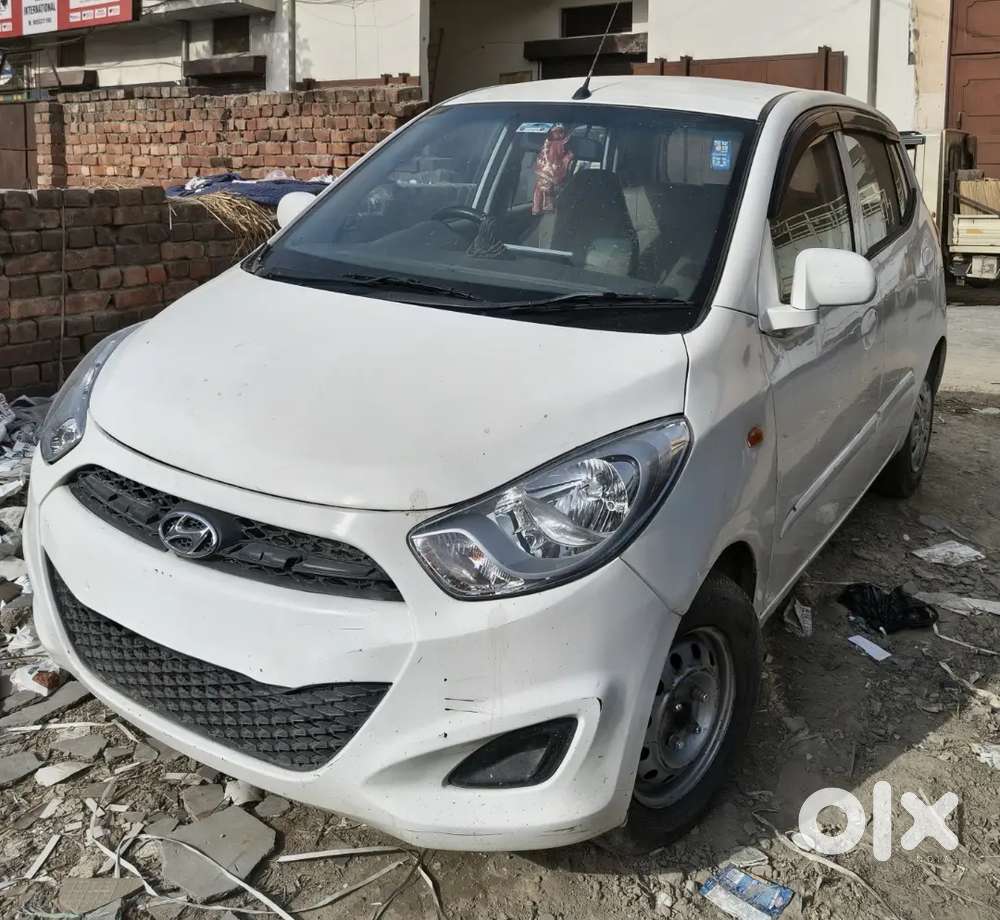 Hyundai I10 Sportz 2015 Petrol Manual
