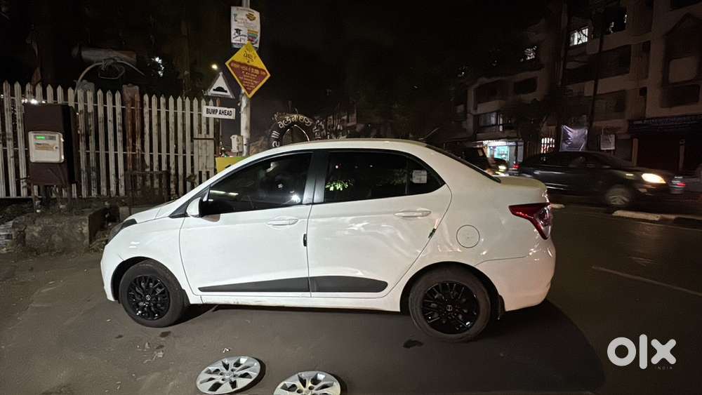 Hyundai Xcent Petrol 2015