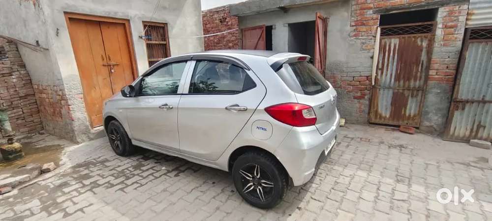 Tata Ki Bahut Hi Achi Advocate Ki Use Ki Hue Hai