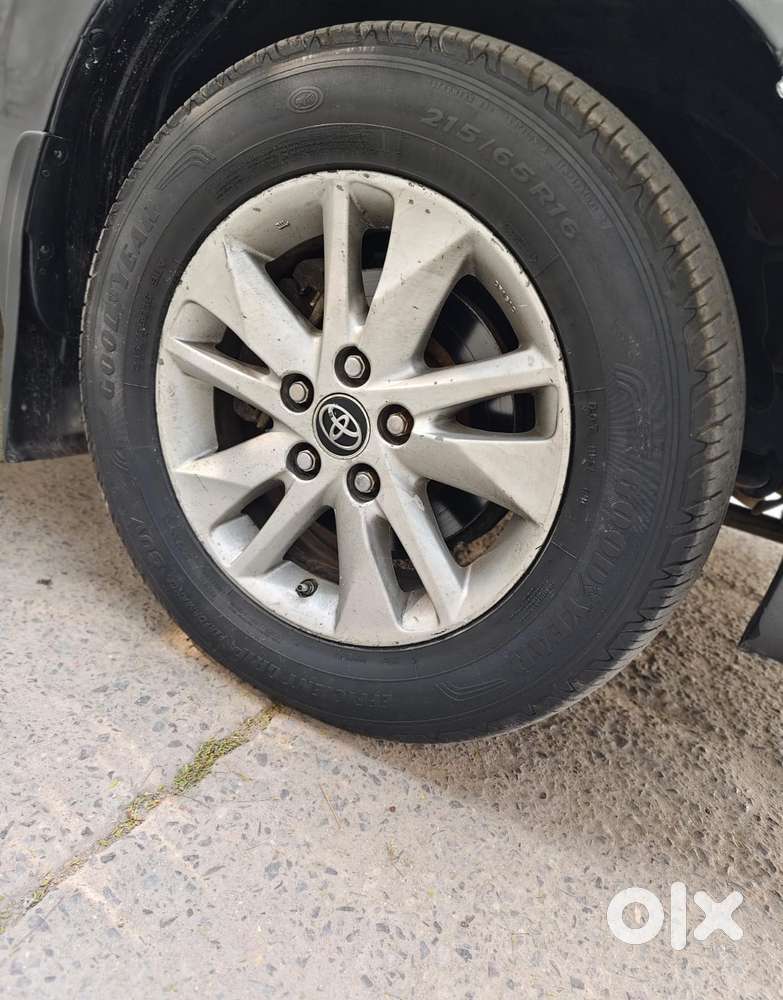 Toyota Innova Crysta 2.4 Gx Mt, 2018, Diesel