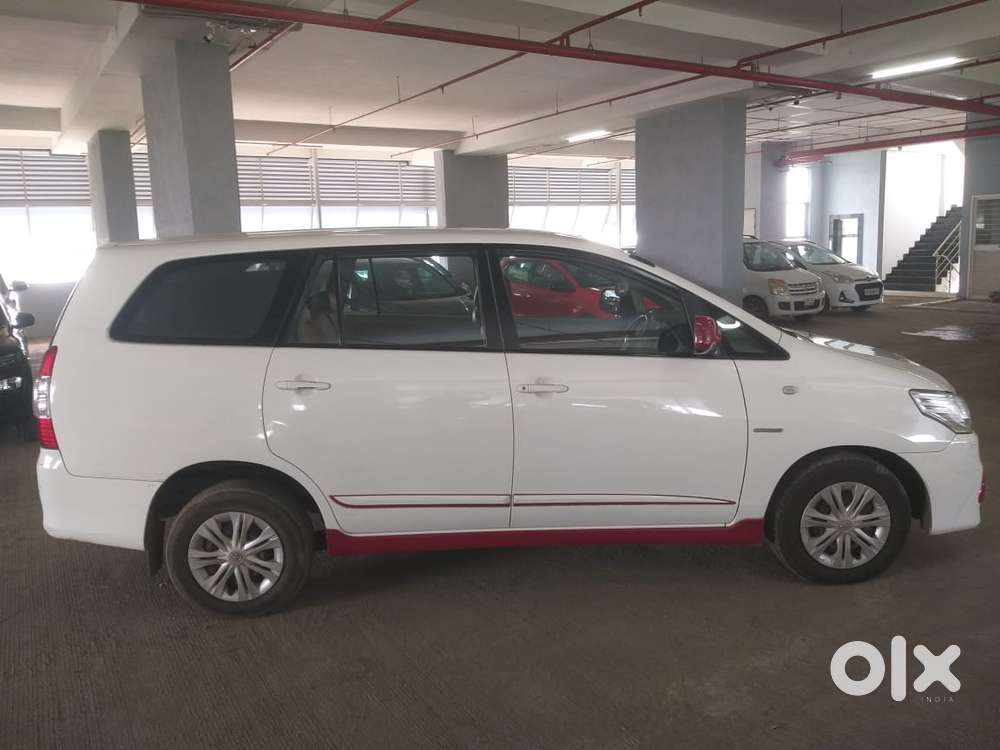Toyota Innova 2.5 G (diesel) 8 Seater, 2014, Diesel