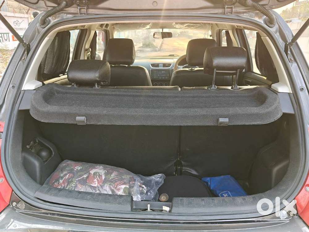 Maruti Suzuki Swift Vxi 1.2 Abs Bs-iv, 2017, Petrol