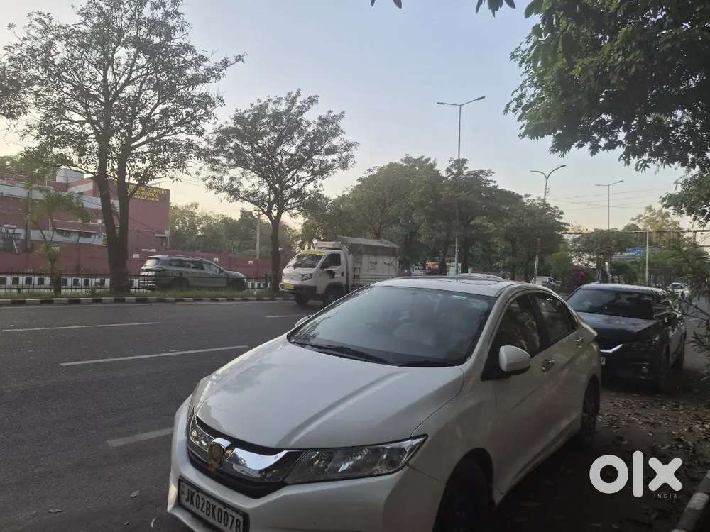 Honda City 2015 Sunroof Manual Petrol