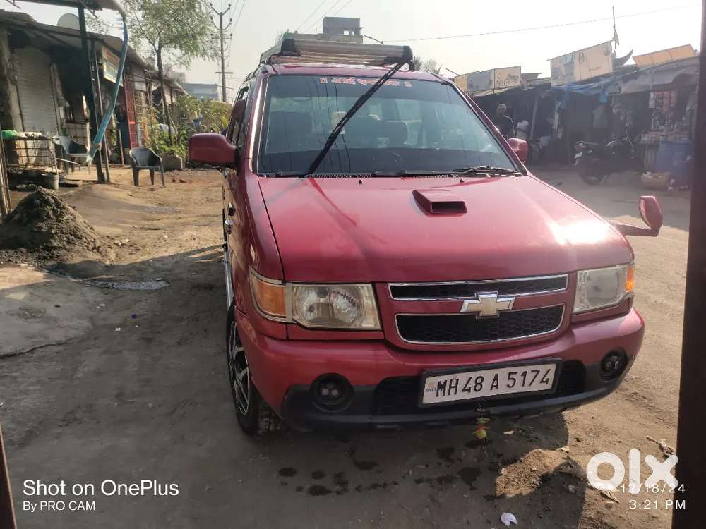 Chevrolet Tavera 2012 Diesel 402000 Km Driven
