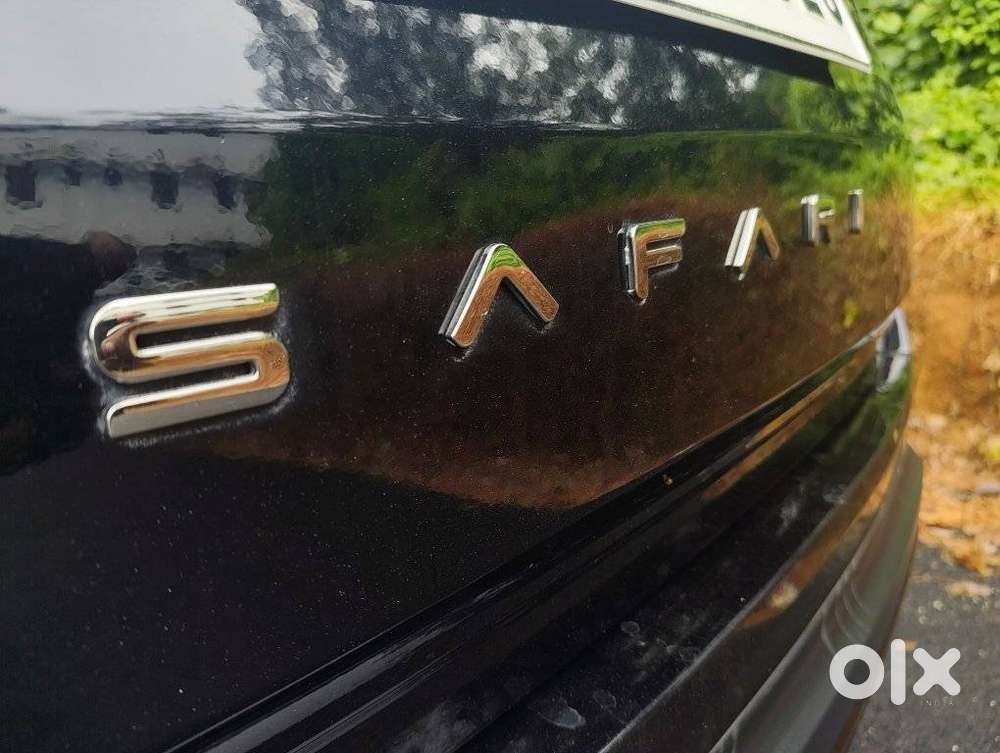 Tata Safari Accomplished Plus Dark Edition At, 2023, Diesel