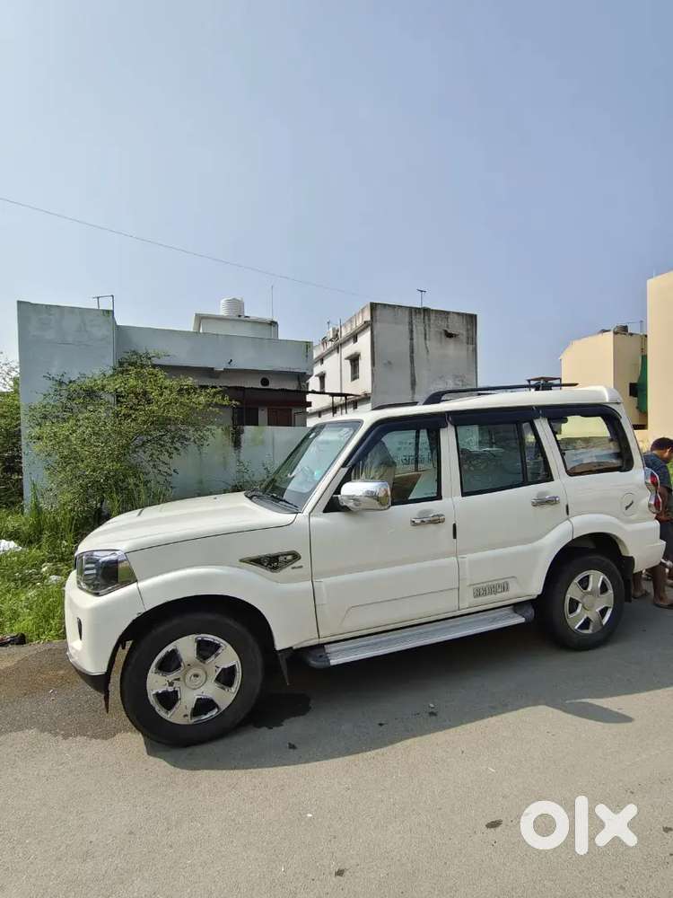 Mahindra Scorpio 2022 Diesel Manual
