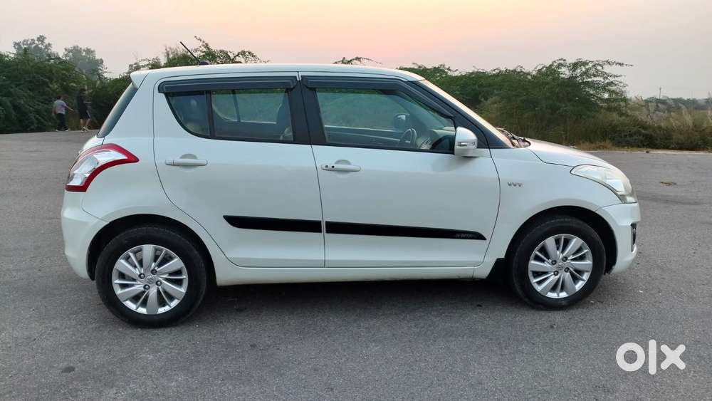 Maruti Suzuki Swift Zxi Plus, 2017, Petrol
