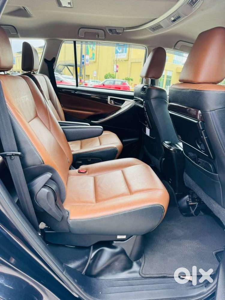 Toyota Innova Crysta 2.4 Z 7 Str, 2022, Diesel