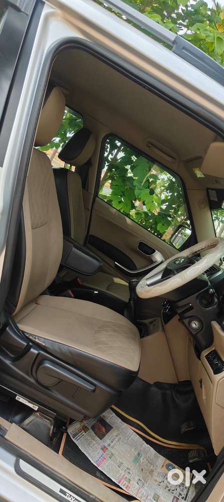 Mahindra Tuv 300 T10, 2019, Diesel