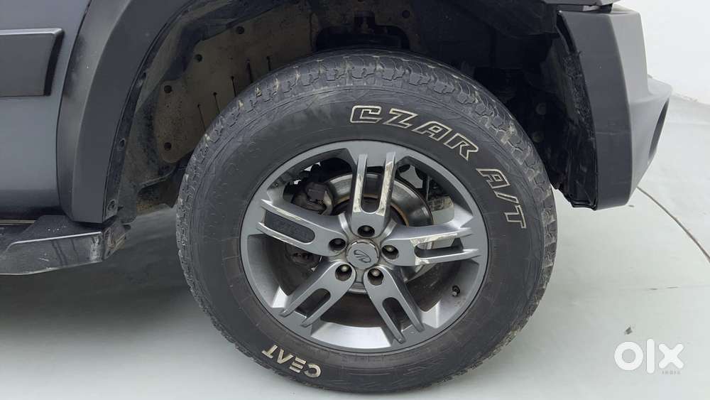 Mahindra Thar 2.2 Lx Convertible Diesel At 4 Str, 2022, Diesel