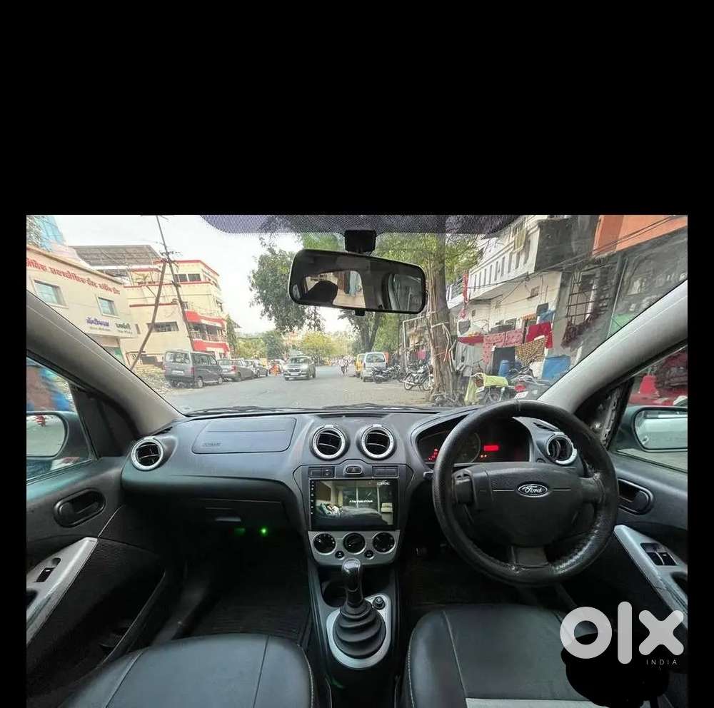 Good Conditions Take And Drive Family Car
