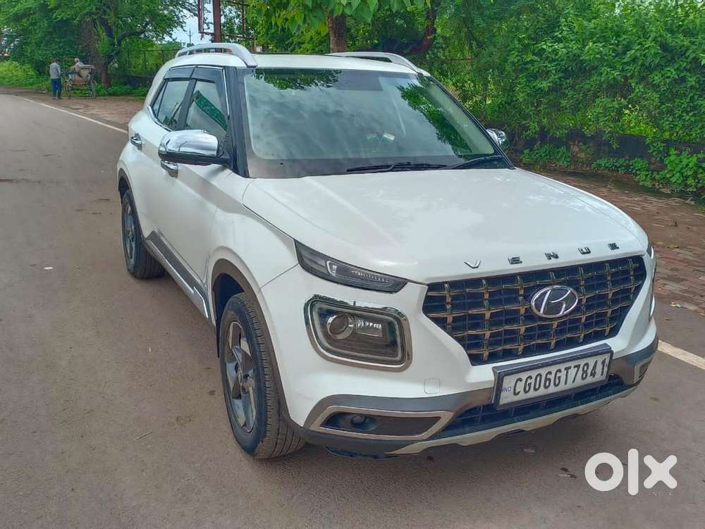 Hyundai Venue Sx (o) Mt 1.5 Diesel, 2021, Diesel