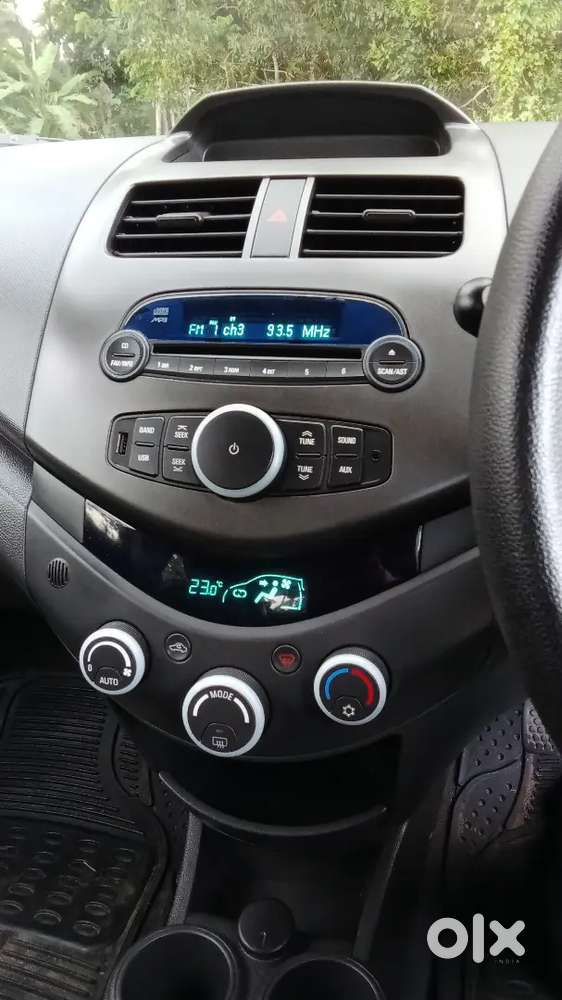 Chevrolet Beat 2011 Petrol 31800 Km Driven