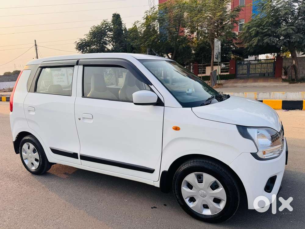Maruti Suzuki Wagon R Vxi Amt1.2, 2020, Cng & Hybrids