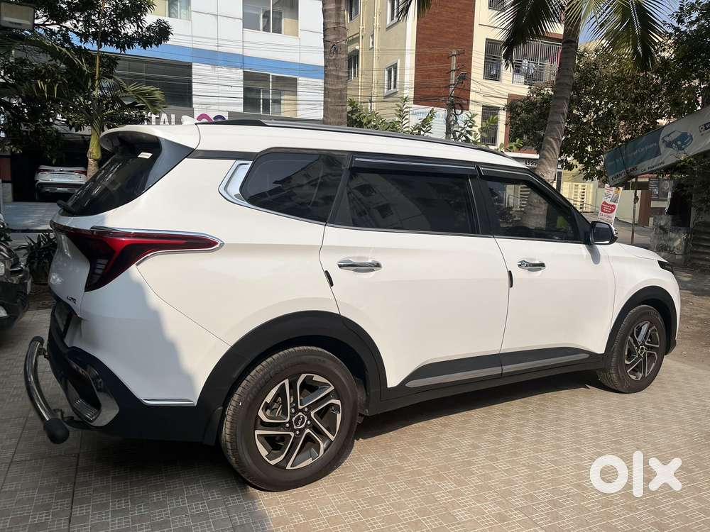 Kia Carens Luxury (o)1.5 Diesel At 7 Str, 2022, Diesel