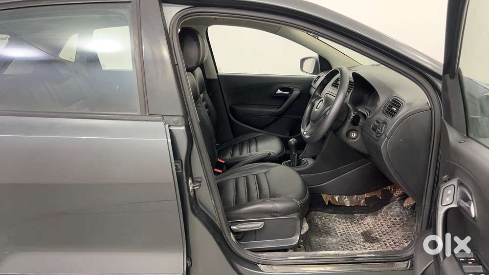 Volkswagen Polo Petrol Comfortline 1.2l, 2015, Petrol