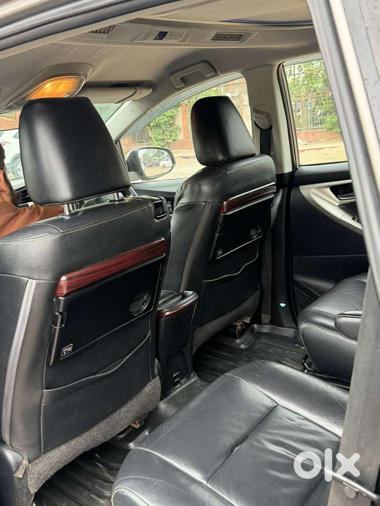 Toyota Innova Crysta 2.4 Z 7 Str, 2016, Diesel