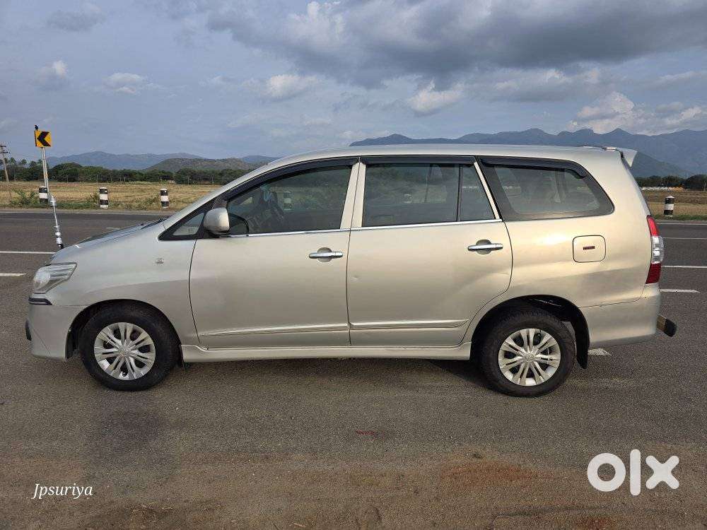 Toyota Innova 2.5 G (diesel) 8 Seater, 2014, Diesel