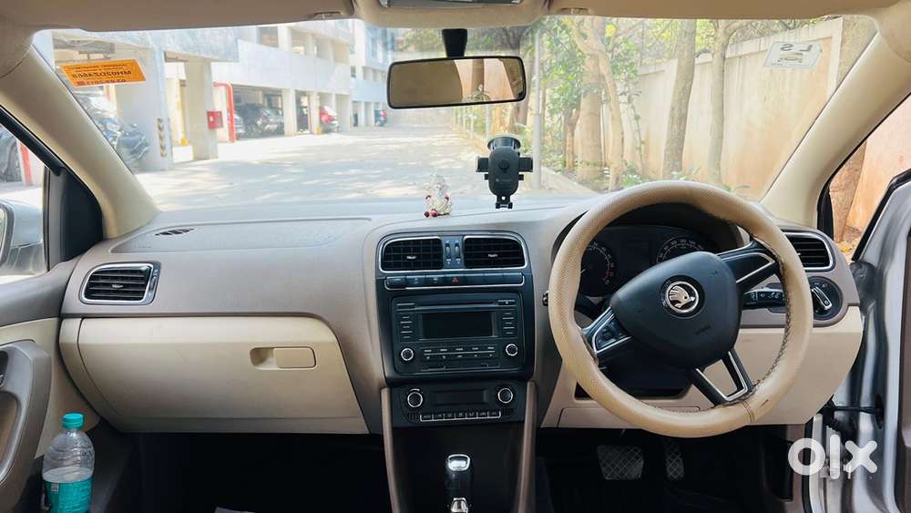 Skoda Rapid 2015 Diesel Top Model Well Maintained