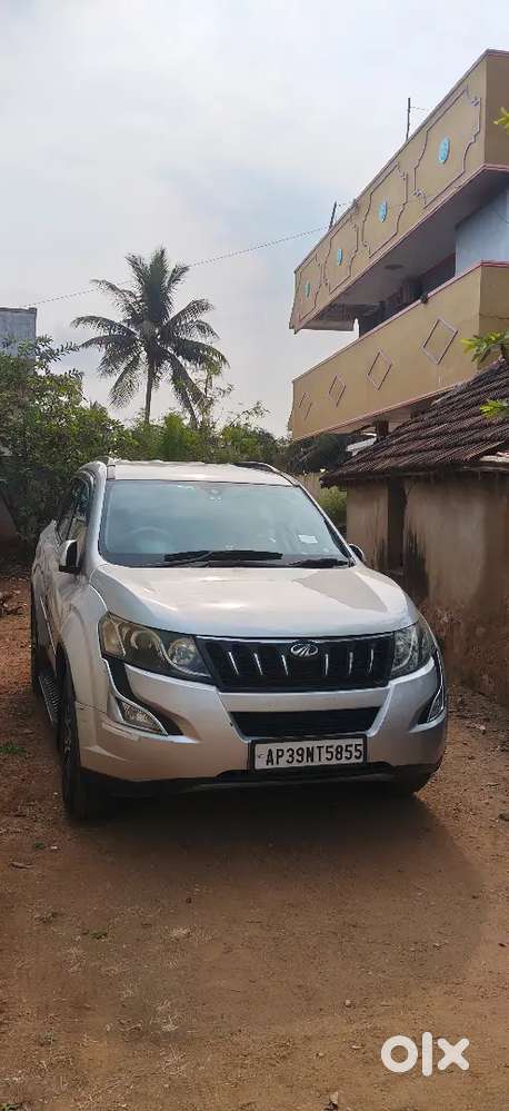 Mahindra Xuv500 2016 Diesel 114000 Km Driven