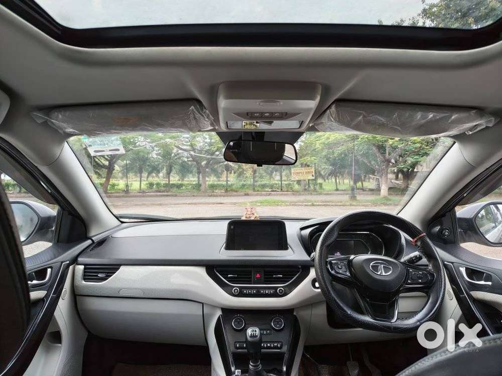 Tata Nexon 1.2 Revotron Xz Plus Dual Tone, 2021, Petrol