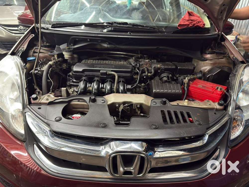 Honda Amaze 2nd Gen 2016 Petrol Good Condition