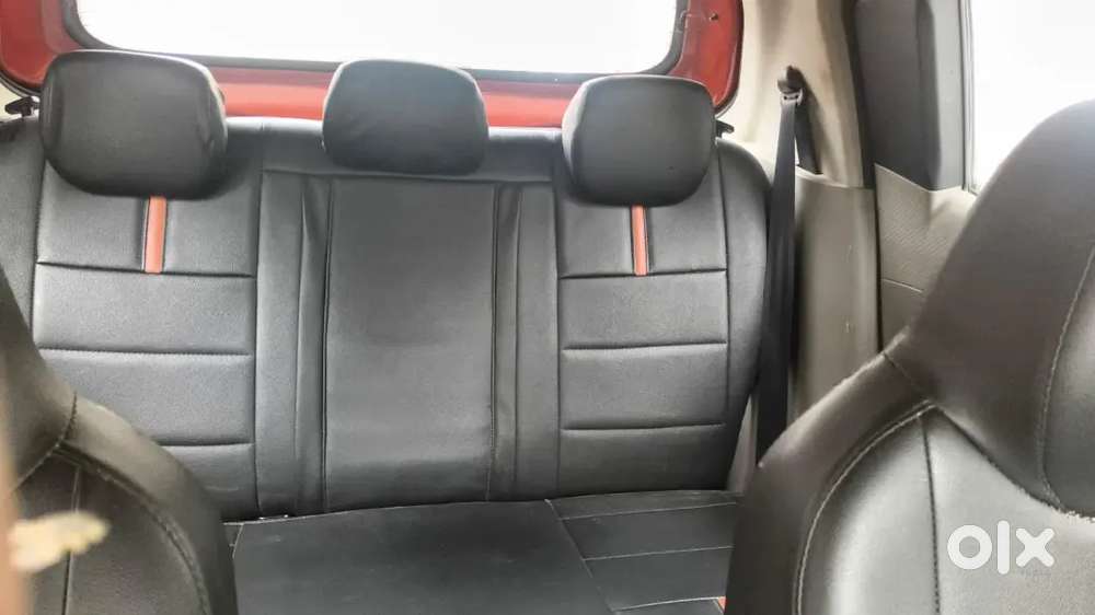Mahindra Kuv 100 2016 Km Driven