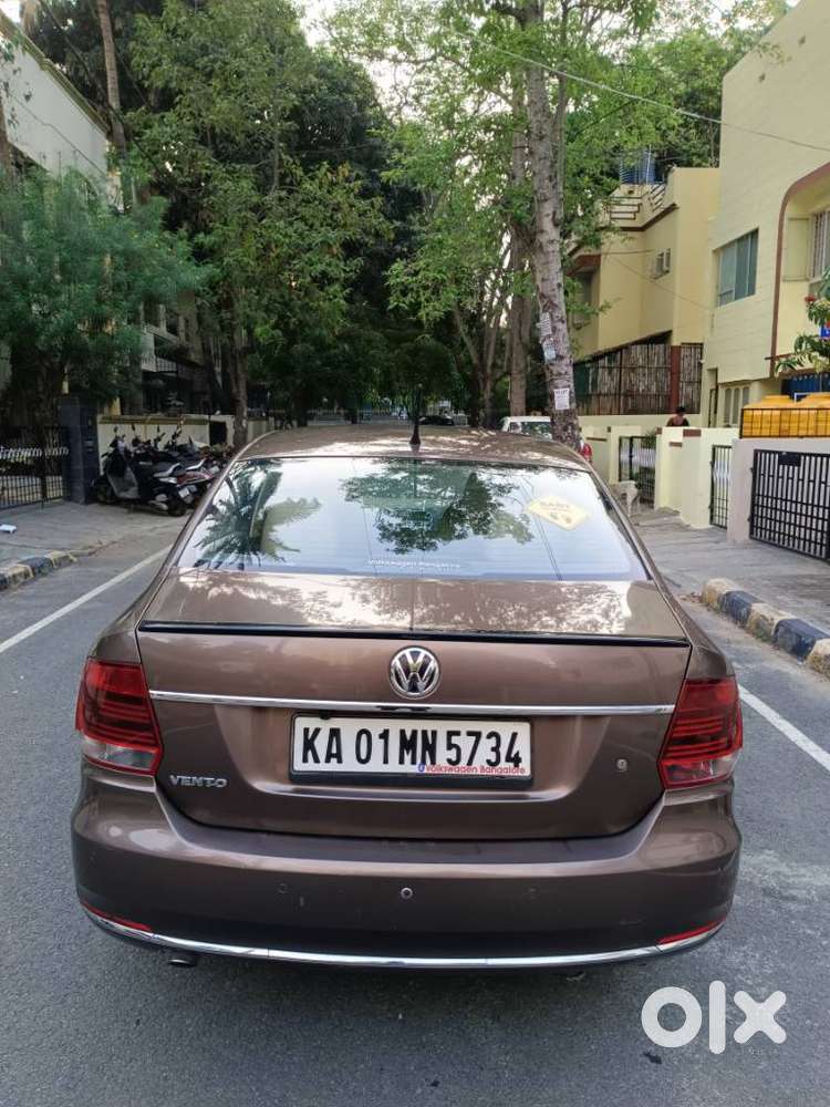 Volkswagen Vento 1.6 Highline, 2016, Petrol