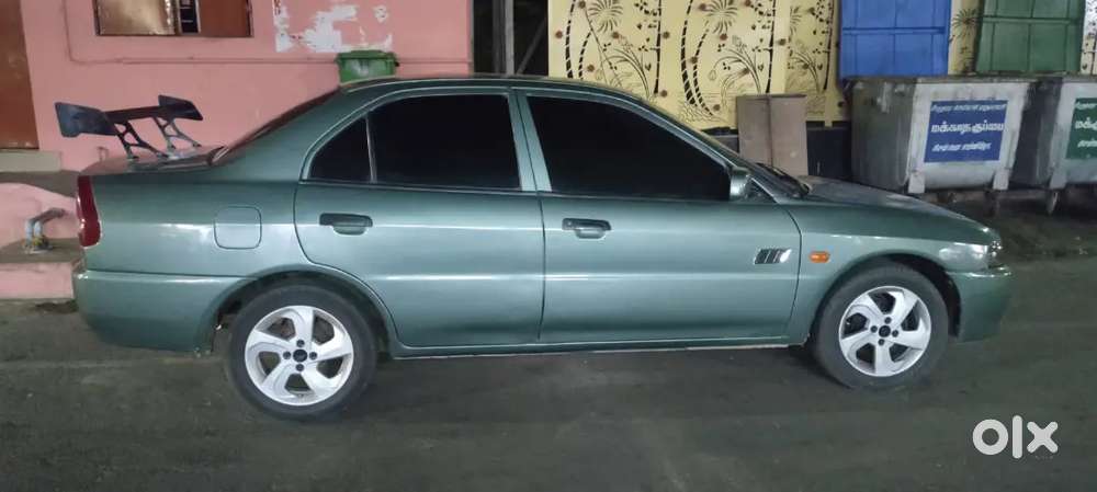 Mitsubishi Lancer Glxd Diesel 2000
