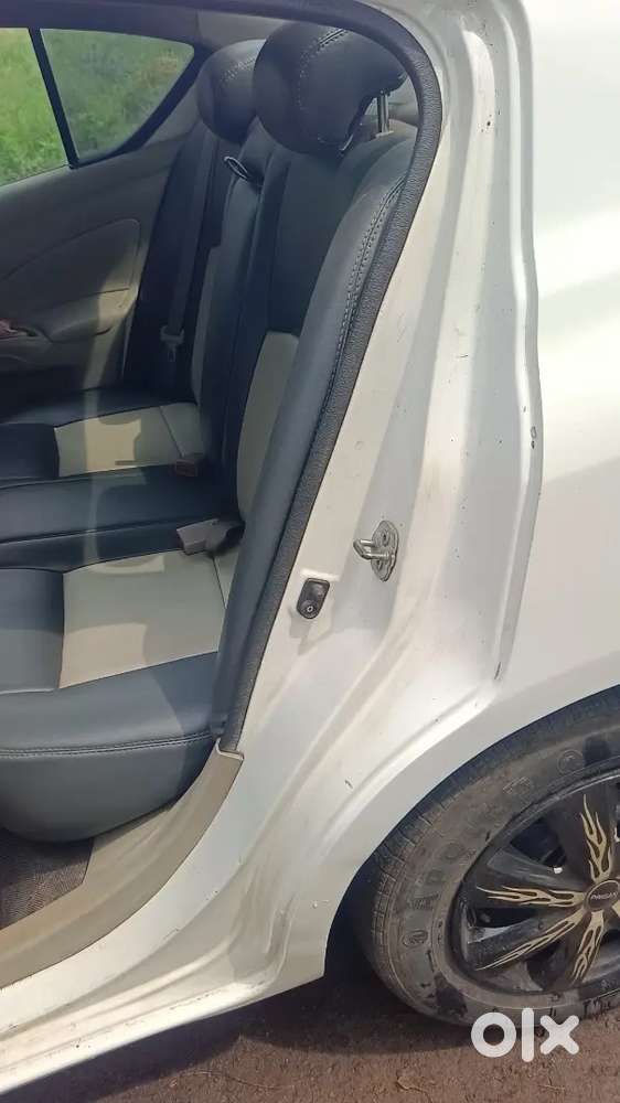 Nissan Sunny 2012 Diesel 225000 Km Driven