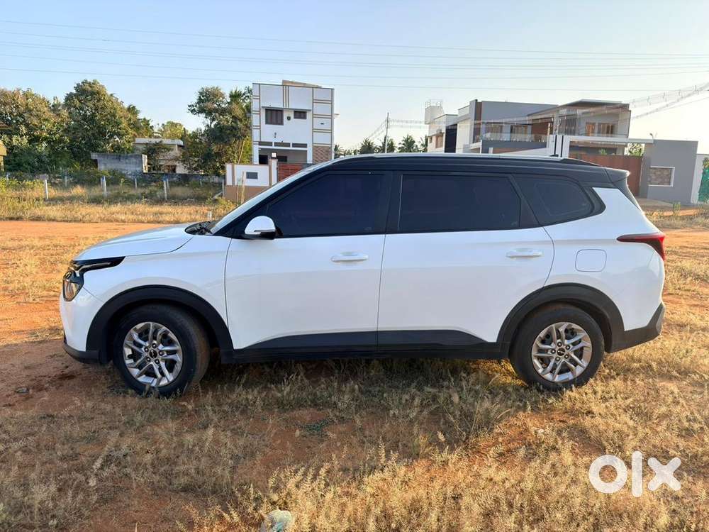 Kia Carens 2023 Diesel 65000 Km Driven