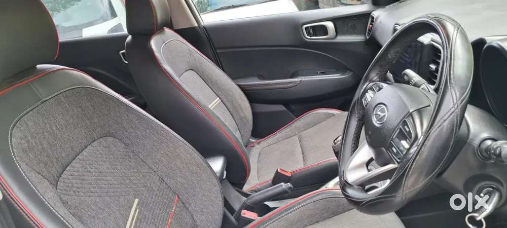 Hyundai Venue 2021 Diesel Well Maintained