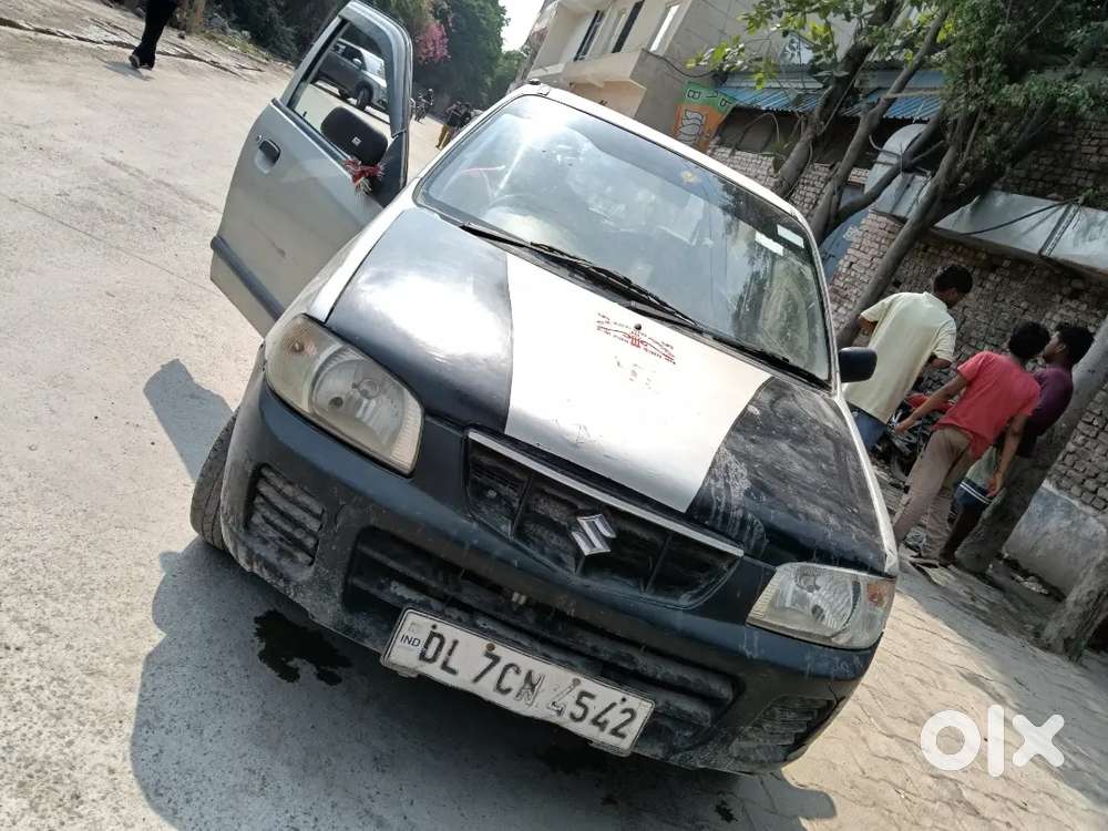 2012 Model Company Cng Aur Petrol,one Self Start