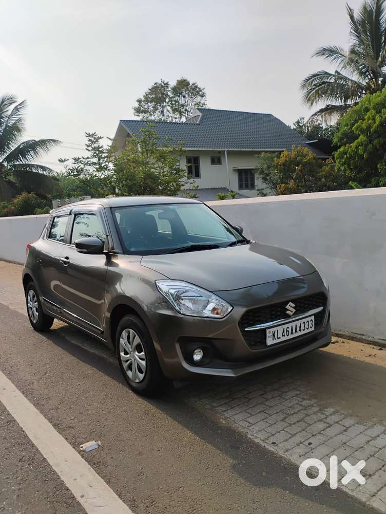 Maruti Suzuki Swift Vxi + Manual, 2025, Petrol