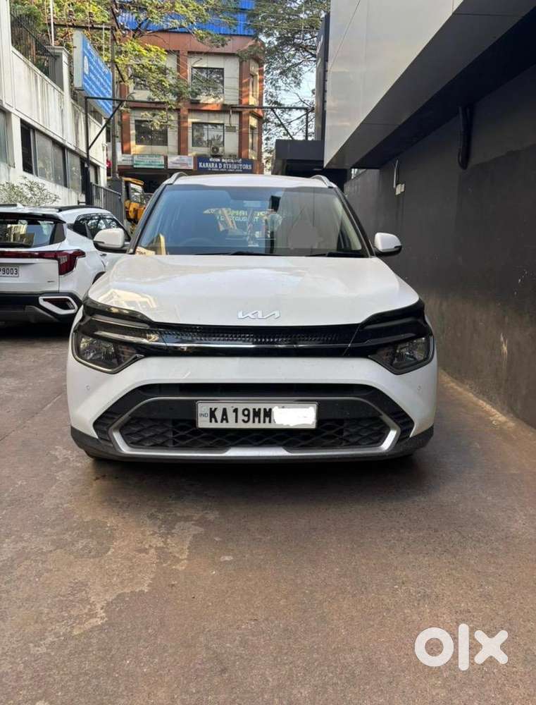 Kia Carens 2022 Diesel Well Maintained