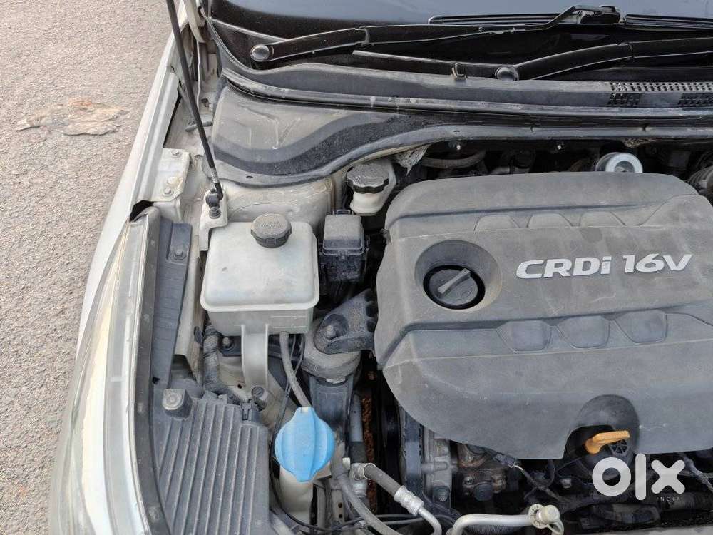 Hyundai Verna 1.6 Sx (o) Crdi Anniversary Edition, 2018, Diesel