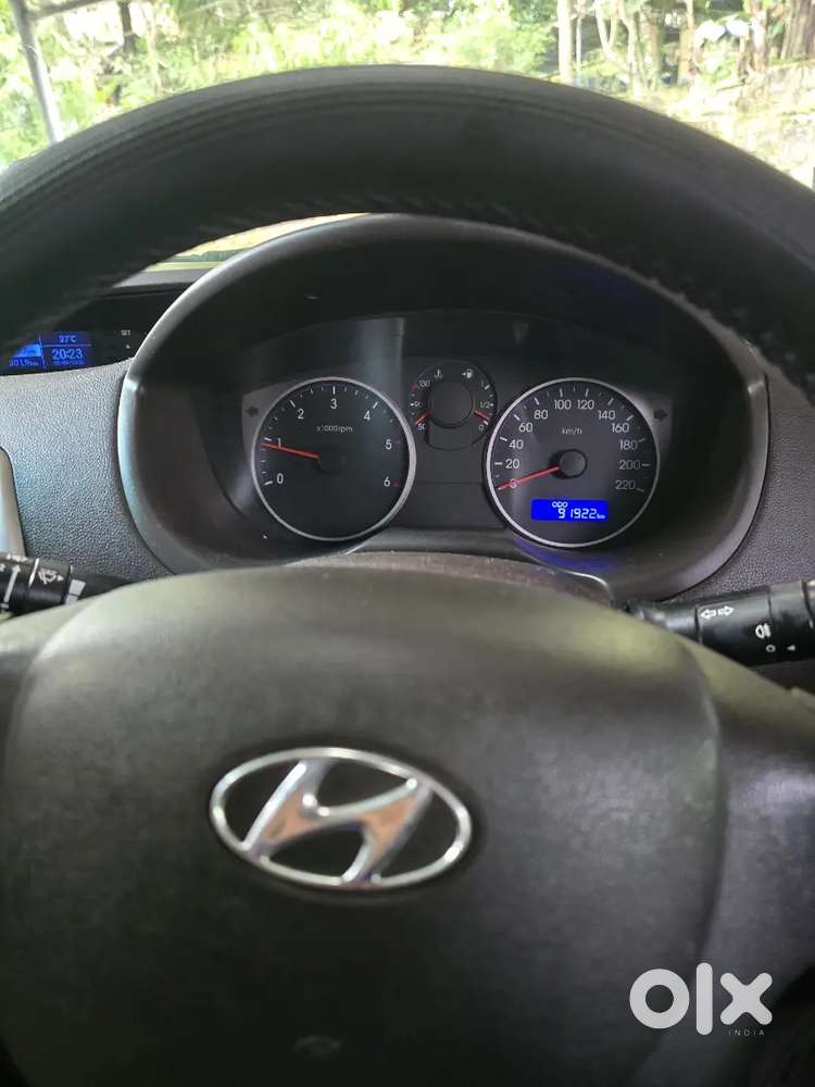 Hyundai I20 Diesel Manual 2011 3rd  Owner