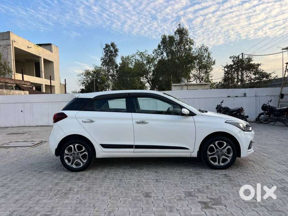 Hyundai Elite I20 Asta (o) 1.2 Ivt, 2019, Petrol