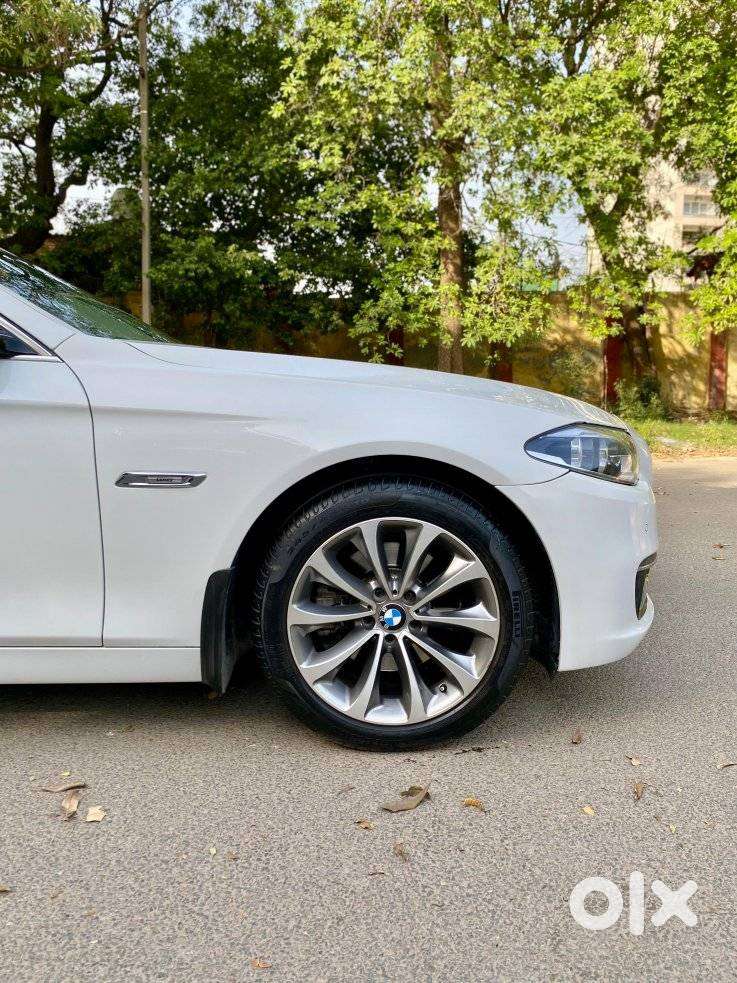 Bmw 5 Series 2.0 520i Luxury Line, 2017, Petrol